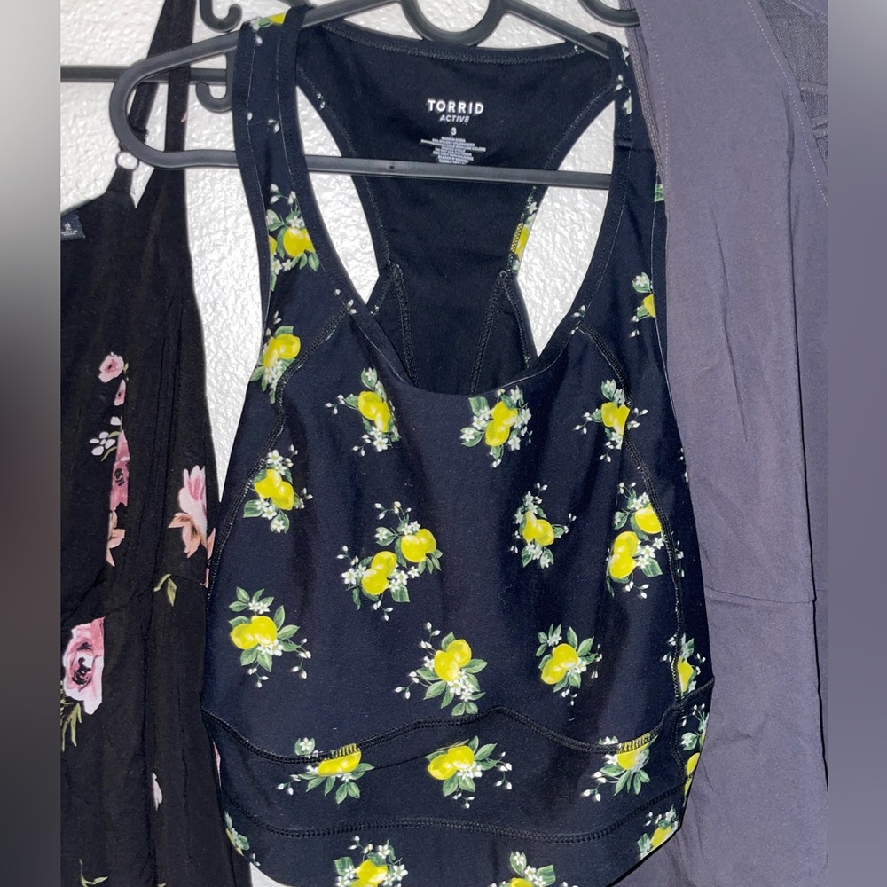 Torrid Long Length Black Lemon Sports Bra - size 3